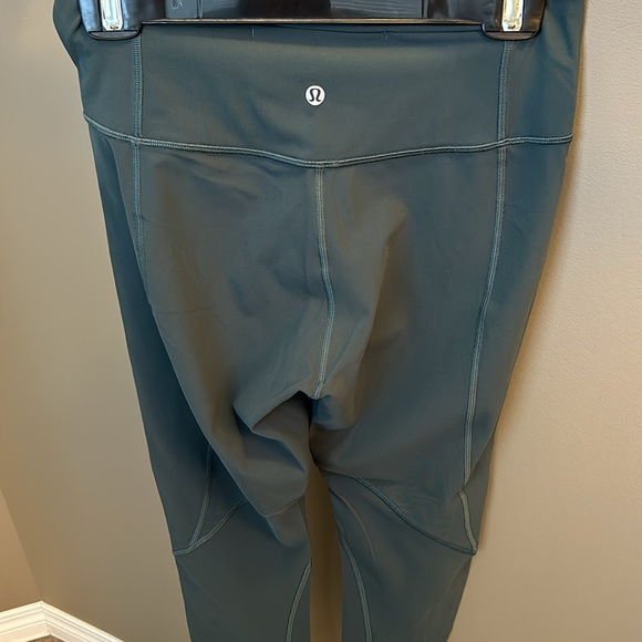 Lululemon Play Off the Pleats - Sz 8 Teal Green - Picture 2 of 4